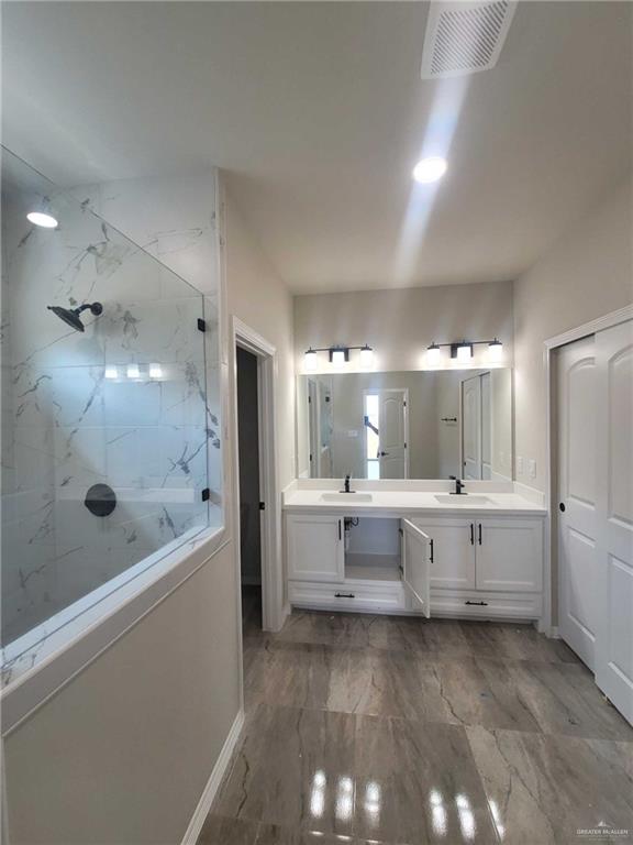 Photo 4 of 2921 Adelia Drive