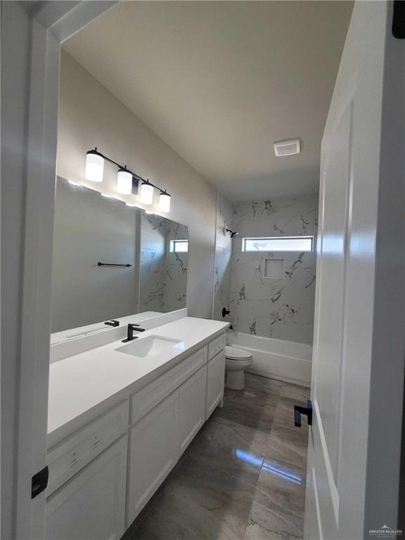 Photo 5 of 2921 Adelia Drive
