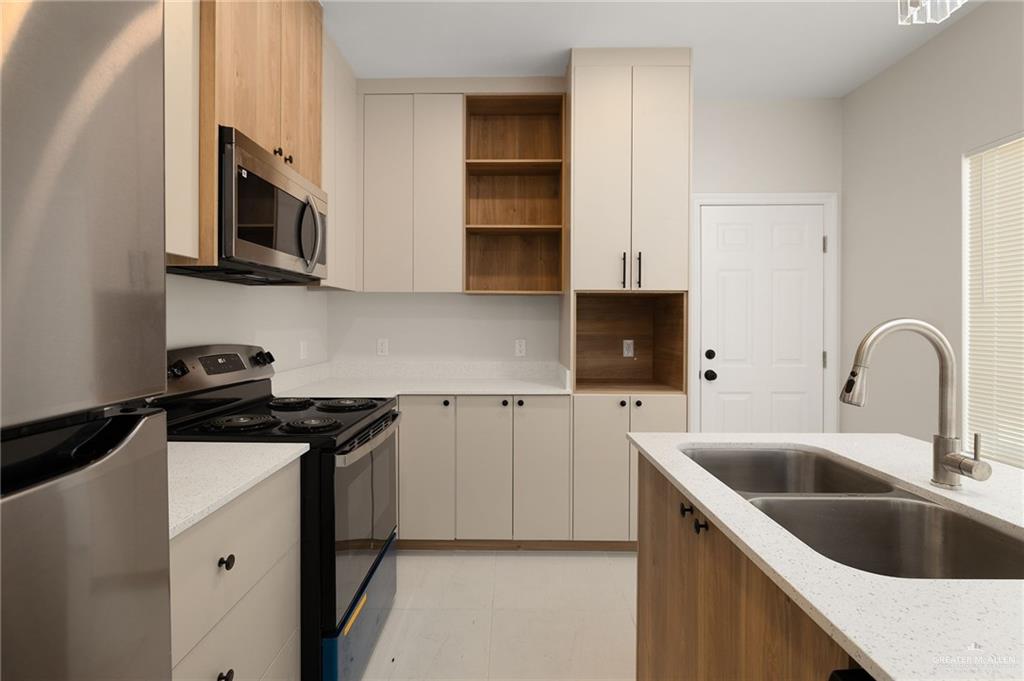Photo 9 of 4305 Heron Avenue #5