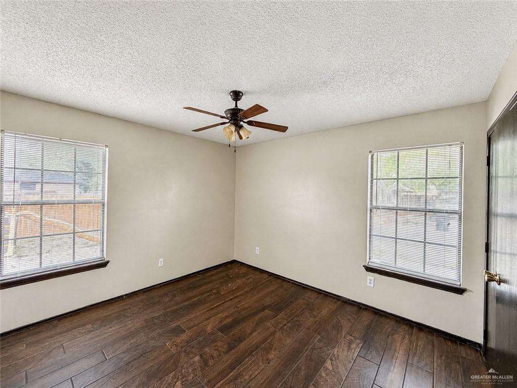 Photo 14 of 2724 Vanessa Avenue