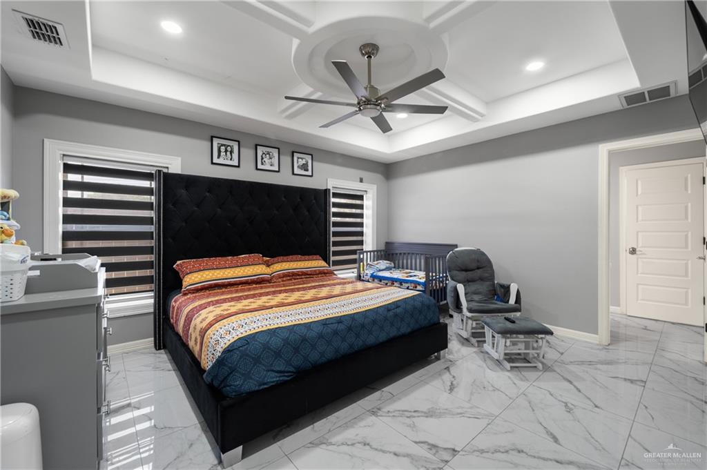 Photo 19 of 502 Casiano Street