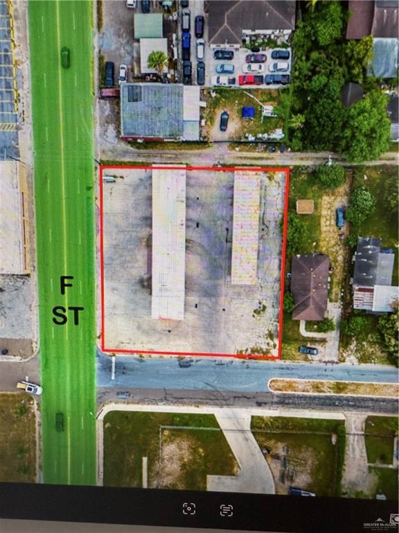 Photo 3 of 618 Pierce Avenue