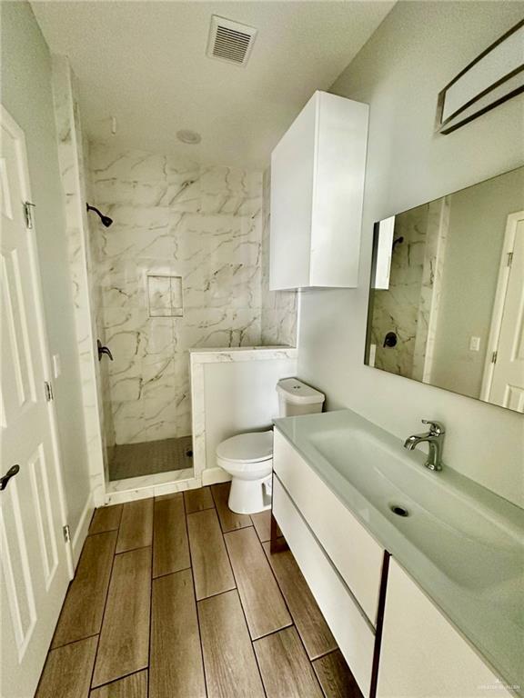 Photo 13 of 825 Missouri Street #2