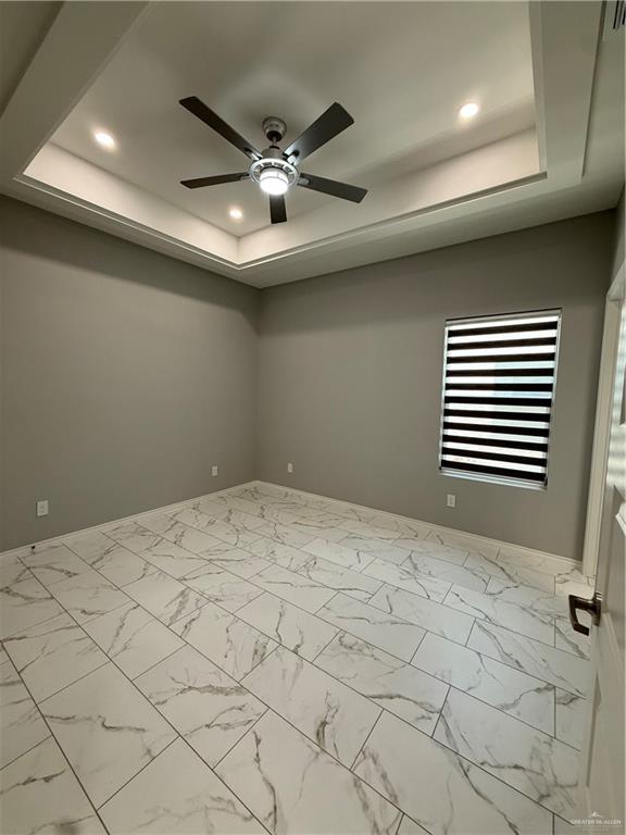 Photo 6 of 2113 Elsham Avenue #3