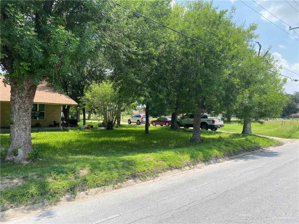 Photo 7 of 400 Houston Avenue