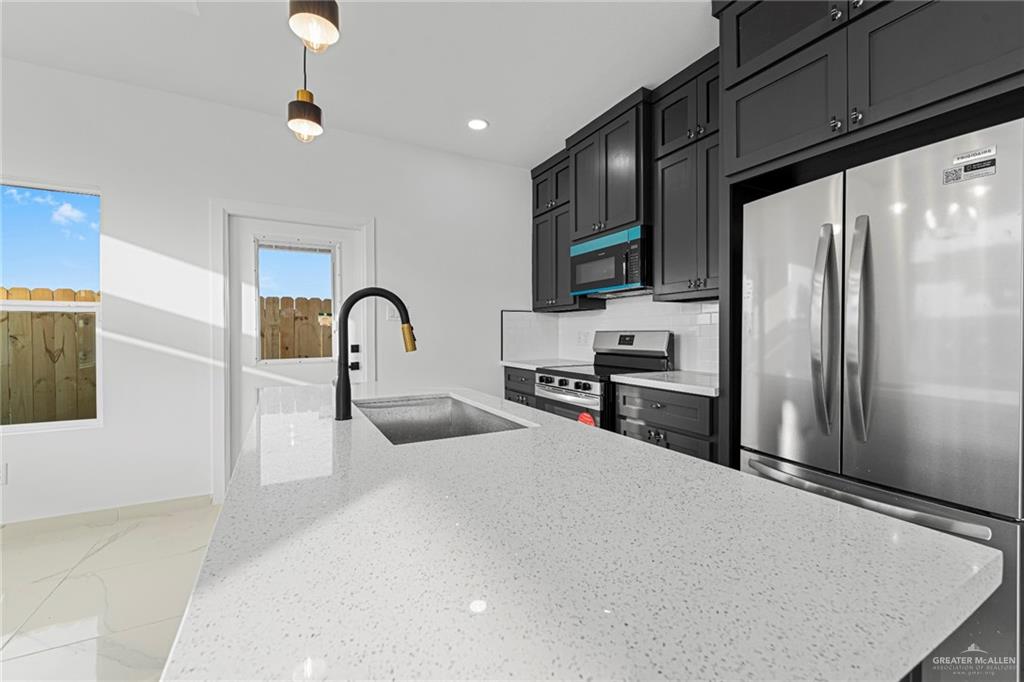 Photo 4 of 602 Buccaneer Drive