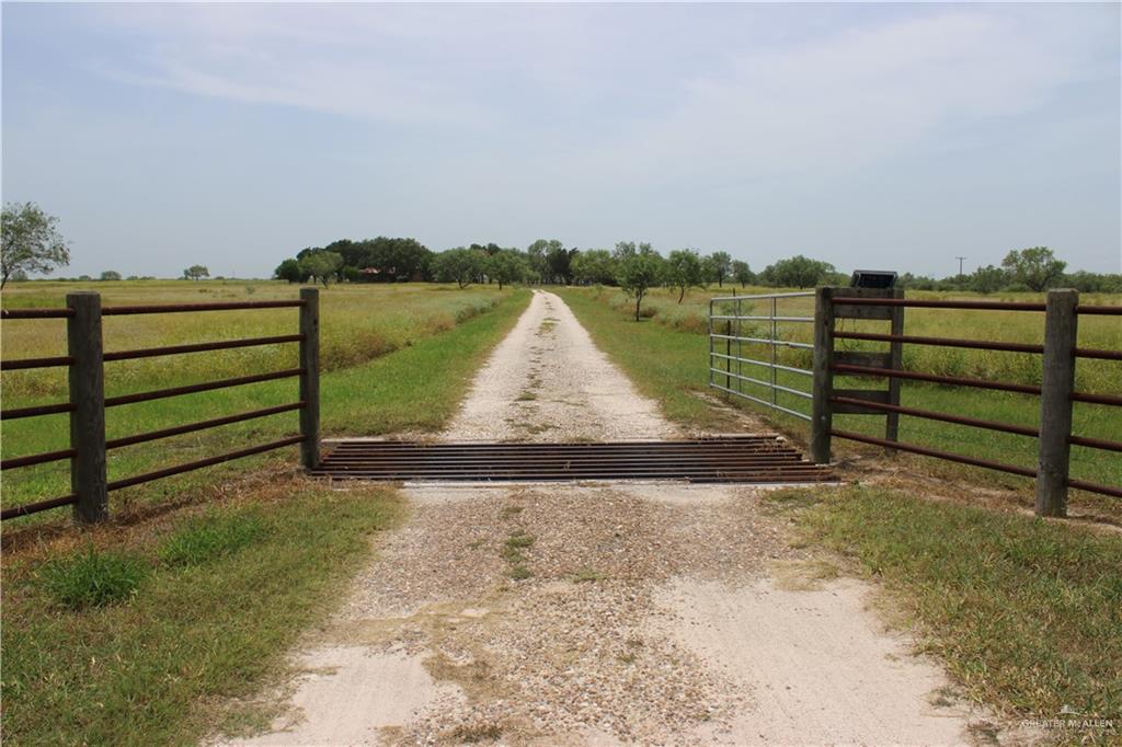 Photo 2 of 412 CR 412 Road