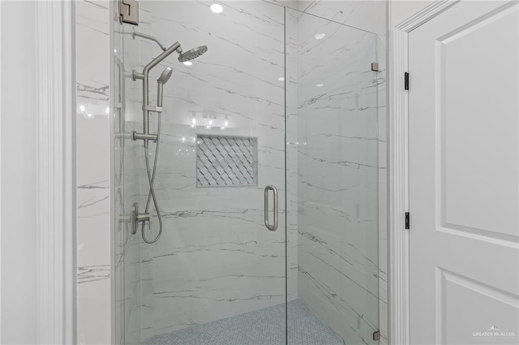 Photo 12 of 2708 Burberry Drive