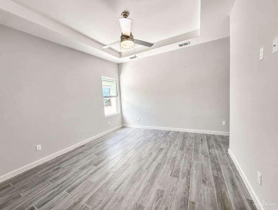 Photo 14 of 707 Coves Lane #2
