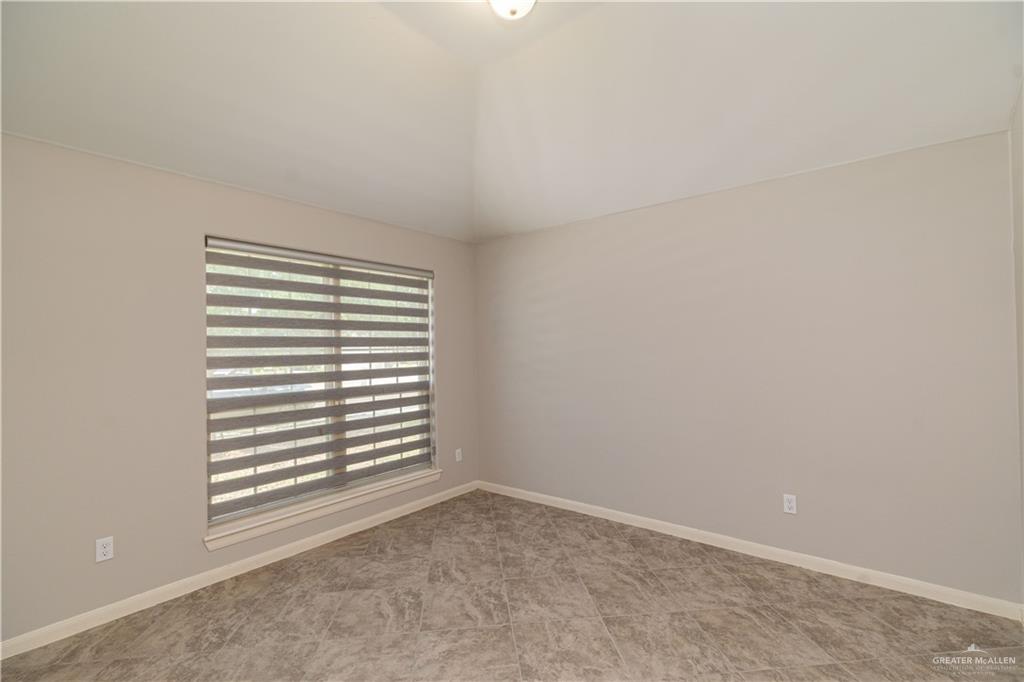 Photo 13 of 412 Paseo Del Rey Street