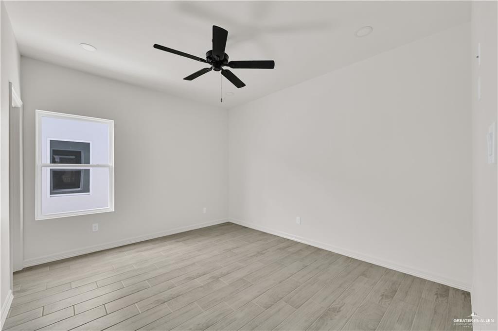 Photo 13 of 2612 Robin Street #Apt#2