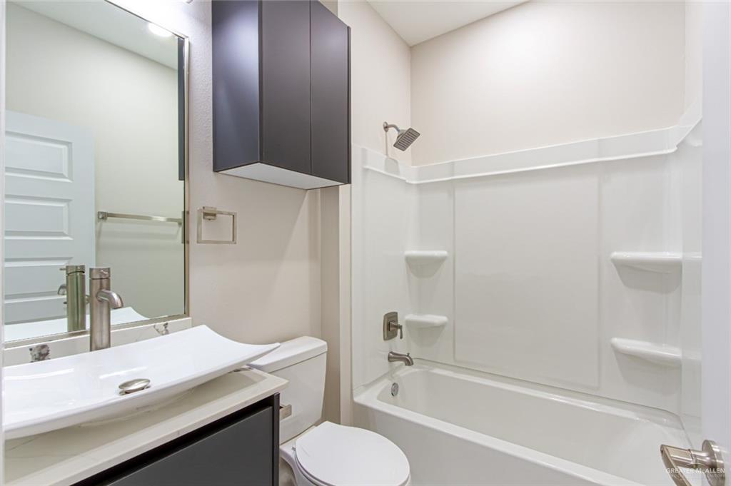 Photo 10 of 4212 Hummingbird Avenue #72