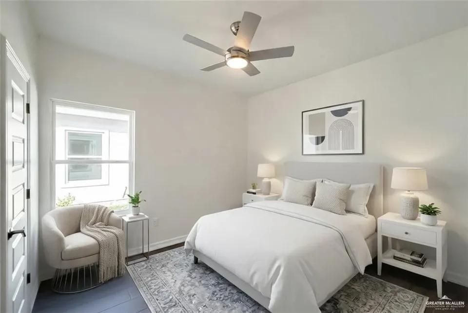 Photo 8 of 604 Onyx Avenue #4