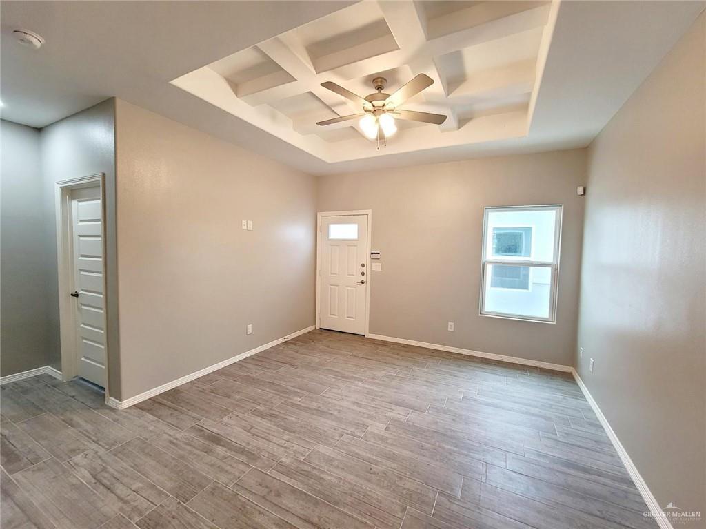 Photo 9 of 1817 Davenport Street #4