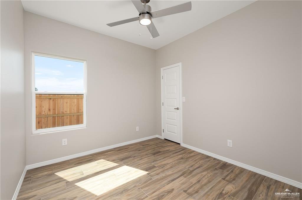 Photo 11 of 4216 Walnut Street #1