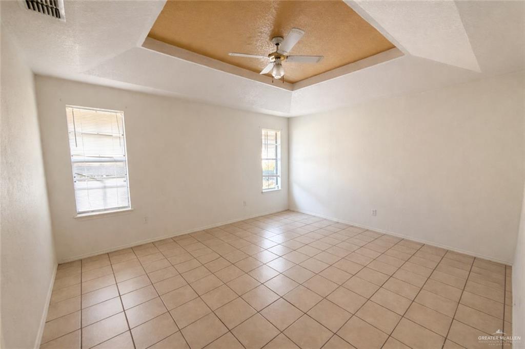 Photo 8 of 607 Gastel Circle #F