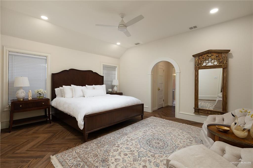Photo 15 of 605 Avocet Avenue