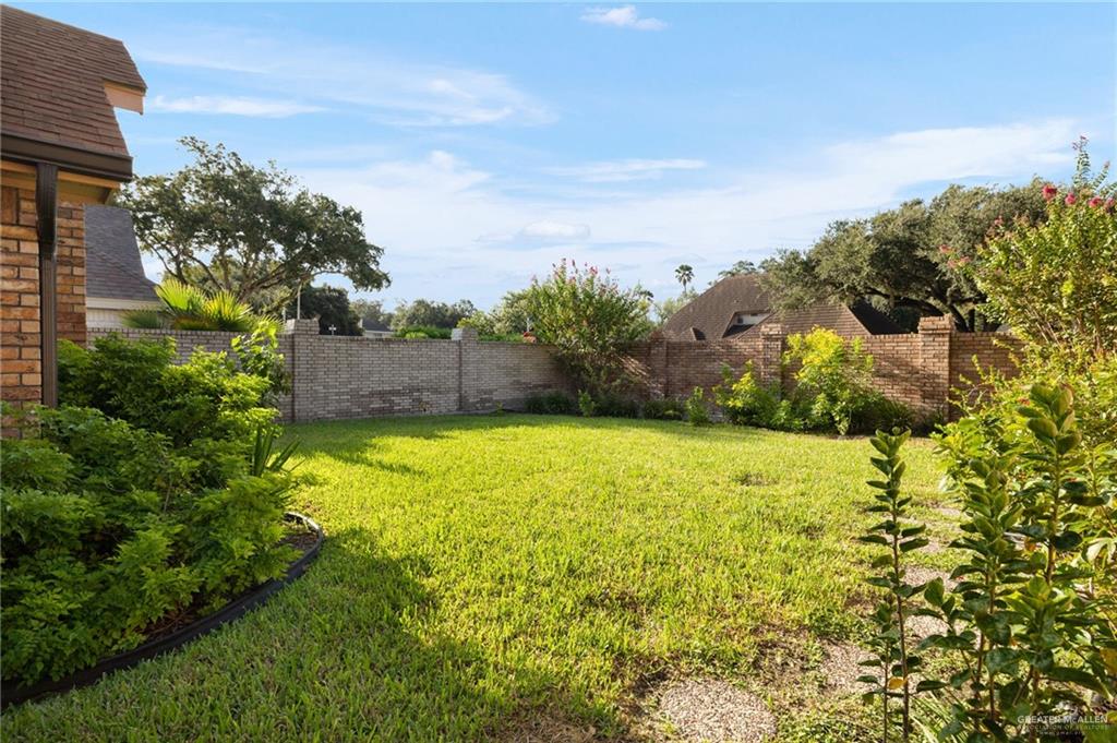 Photo 20 of 605 Avocet Avenue