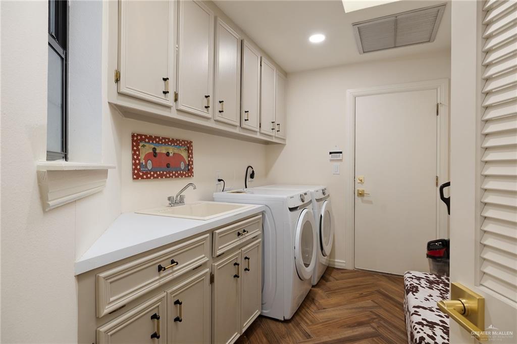 Photo 8 of 605 Avocet Avenue