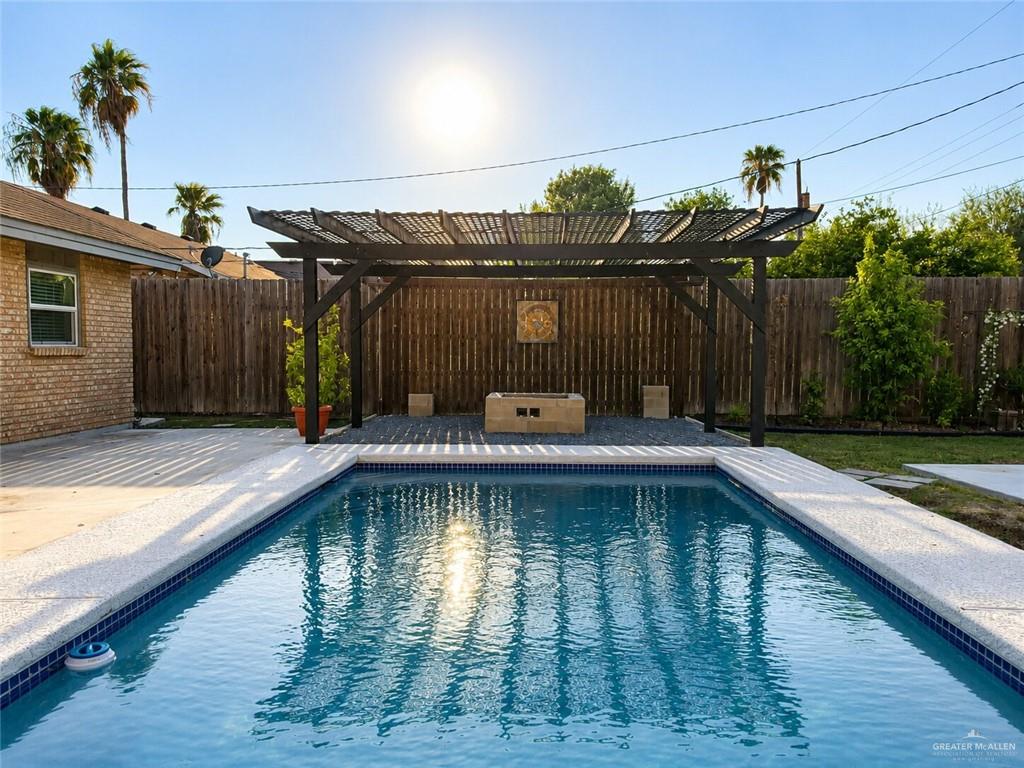 Photo 16 of 2819 Anacua Drive
