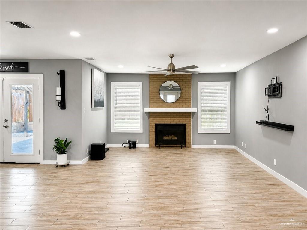 Photo 5 of 2819 Anacua Drive