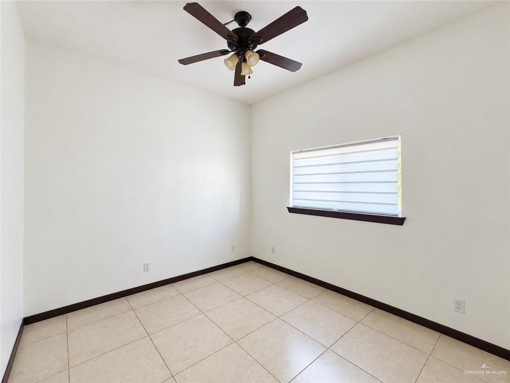 Photo 20 of 4217 Colbath Avenue #445B