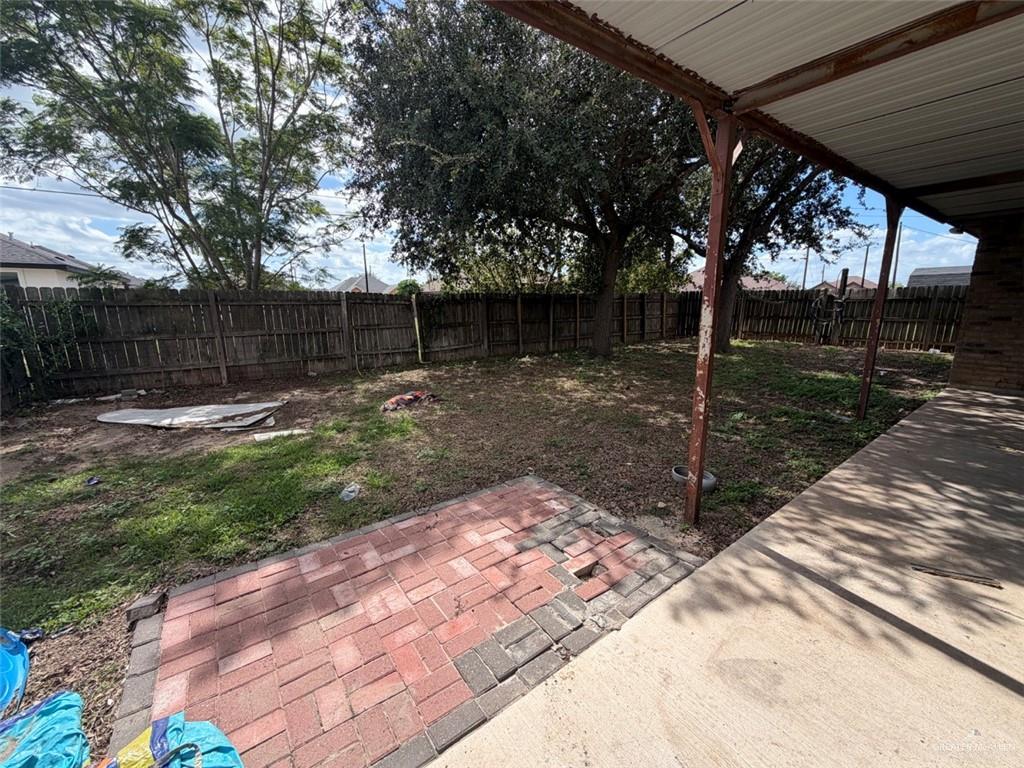 Photo 10 of 3326 Tulipan Avenue