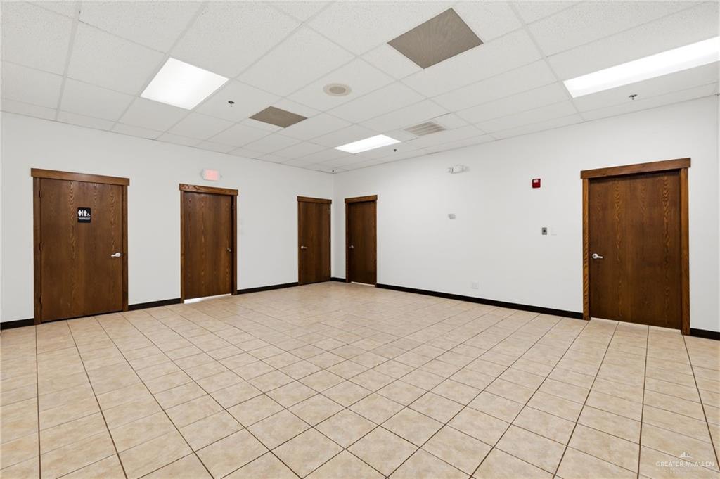 Photo 8 of 1022 Griffin Parkway #104 B