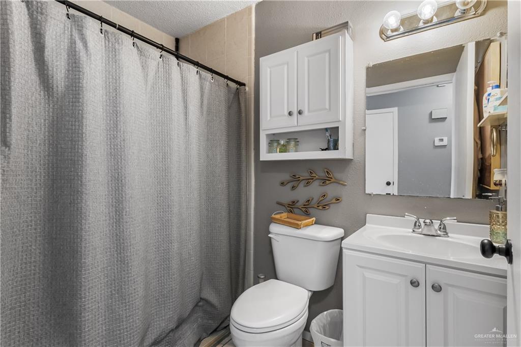 Photo 13 of 513 Upas Avenue