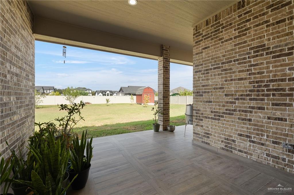 Photo 18 of 2110 Thacker Lane