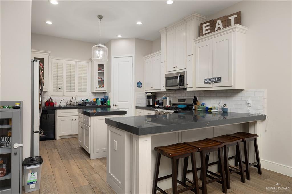 Photo 7 of 2110 Thacker Lane