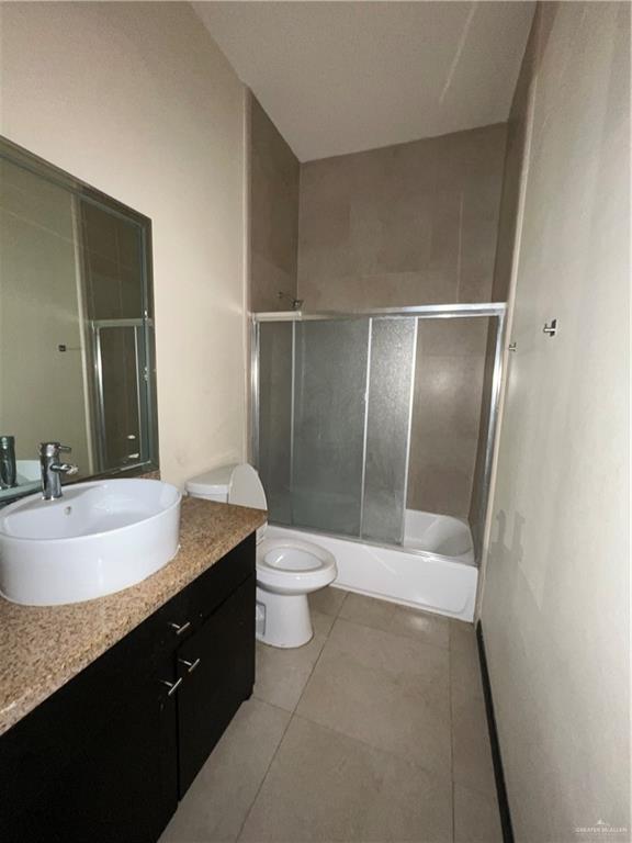 Photo 12 of 4217 Colbath Avenue #250b