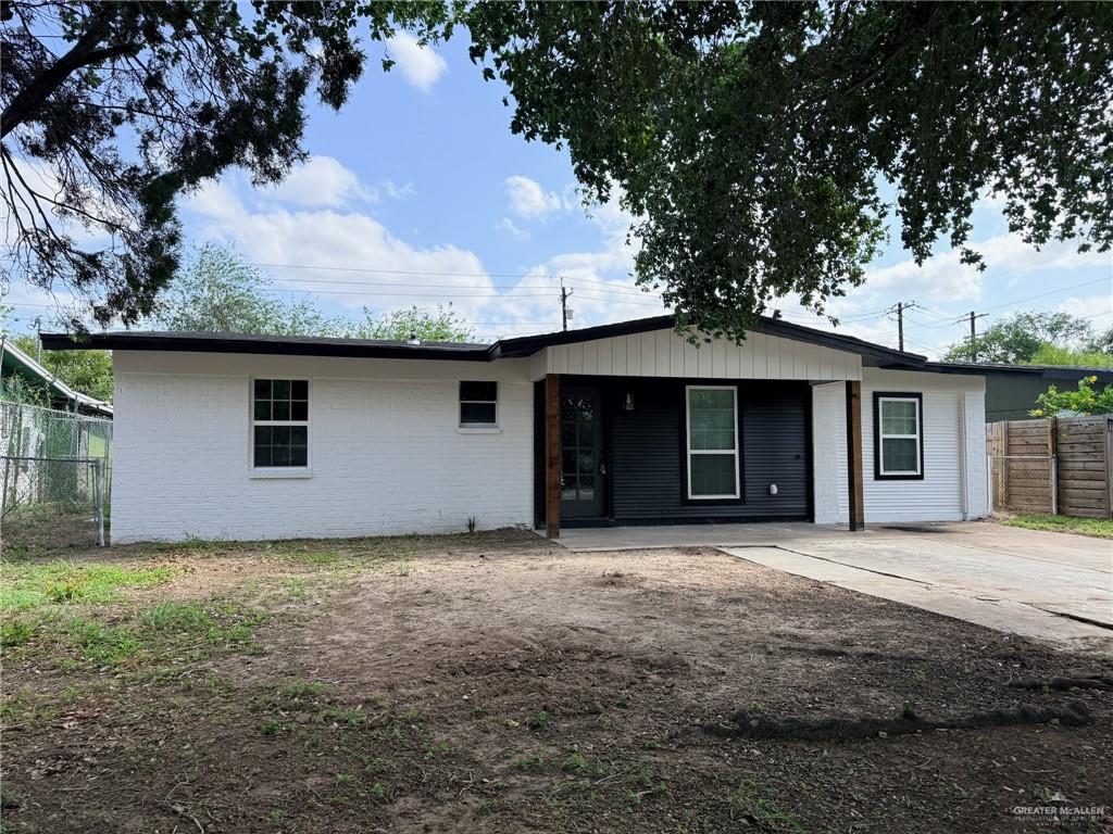 Photo 1 of 2833 Redwood Avenue, McAllen
