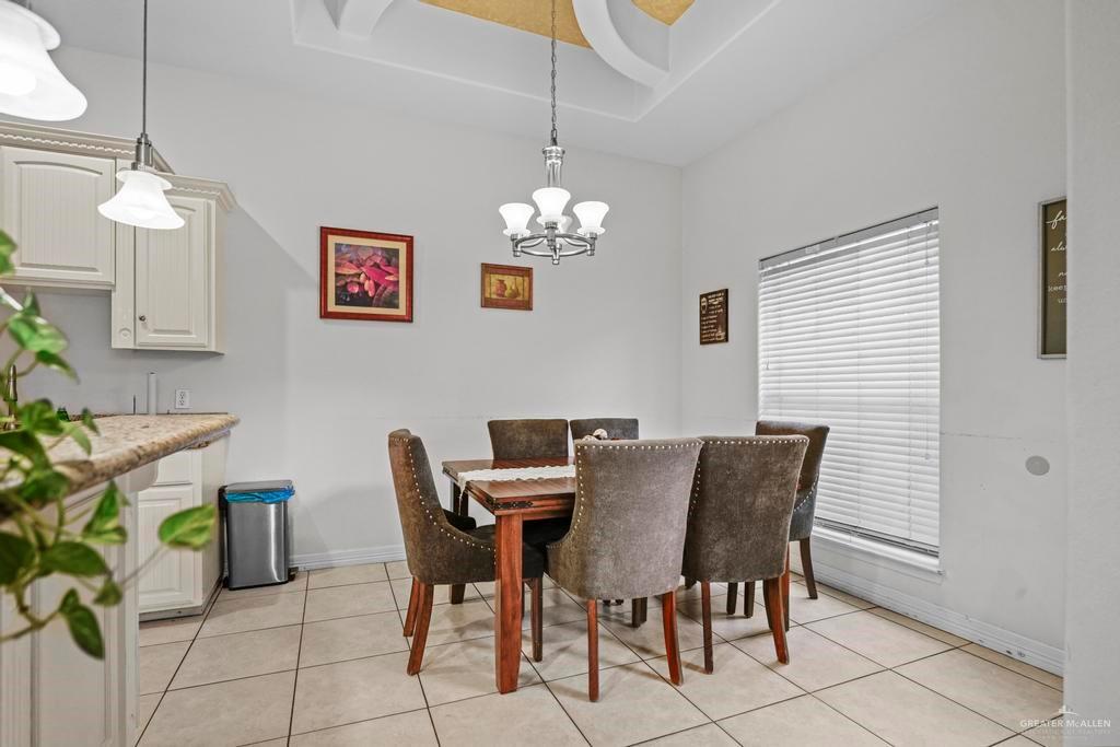 Photo 9 of 701 Arapaho Avenue