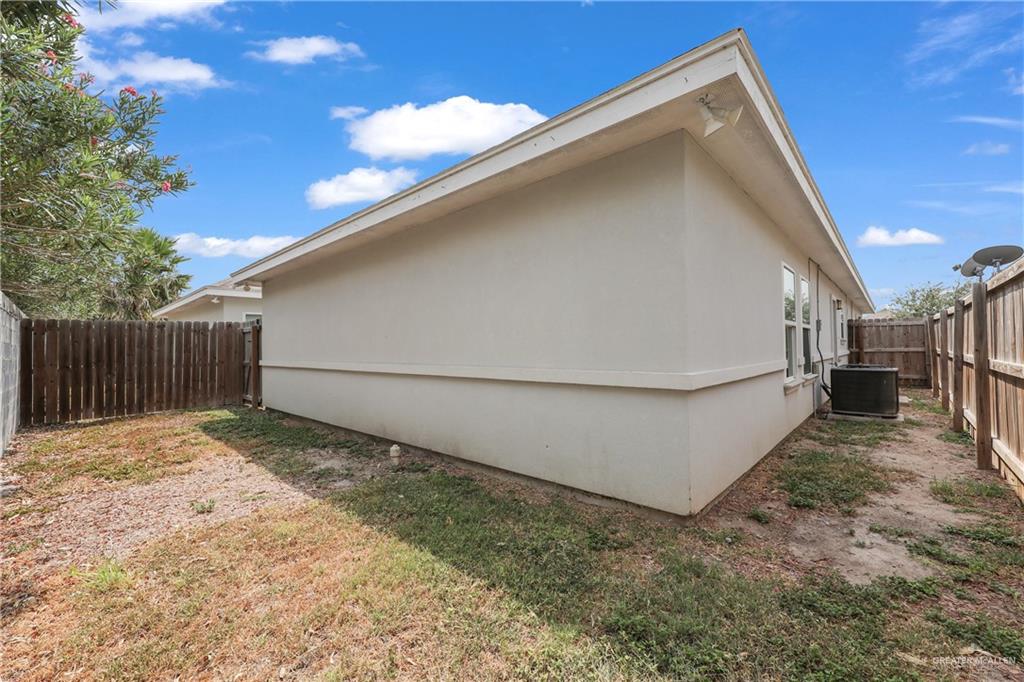 Photo 17 of 3613 Whitewing Avenue
