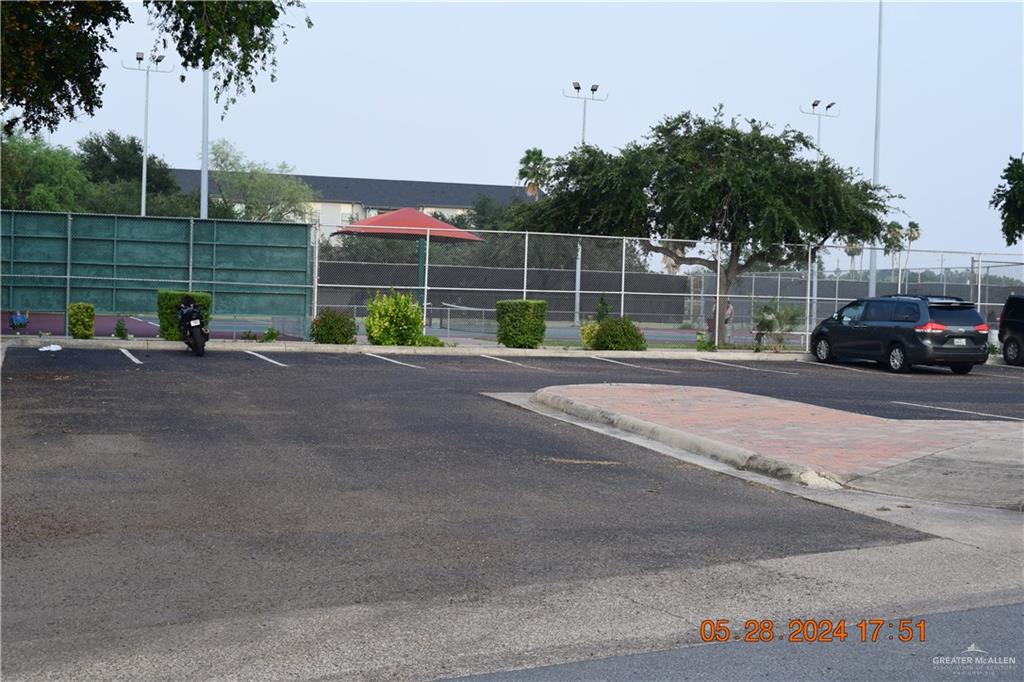 Photo 3 of 819 9th Street
