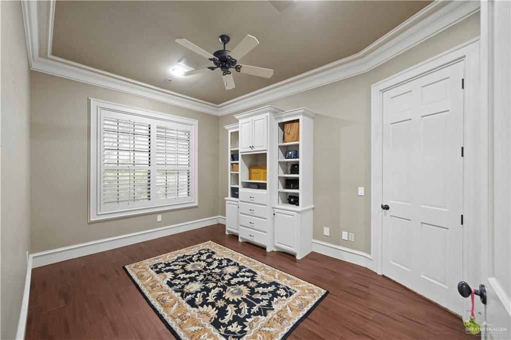 Photo 21 of 2421 Sendero Avenue