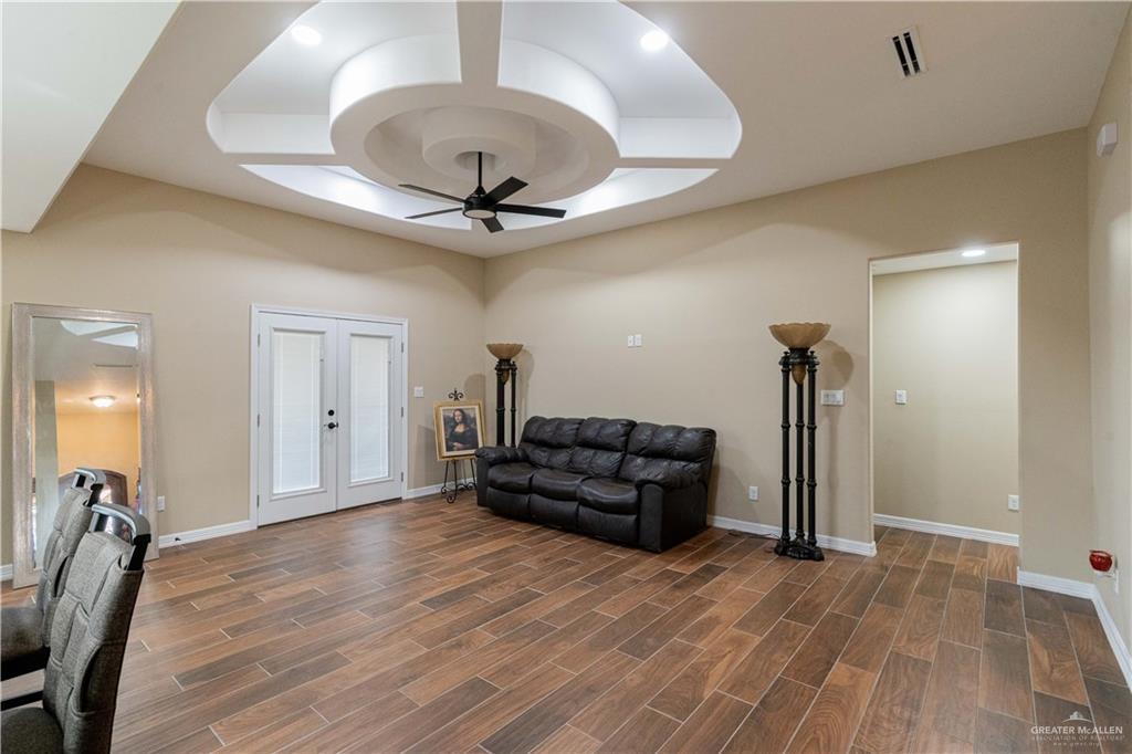 Photo 6 of 1408 Royola Street