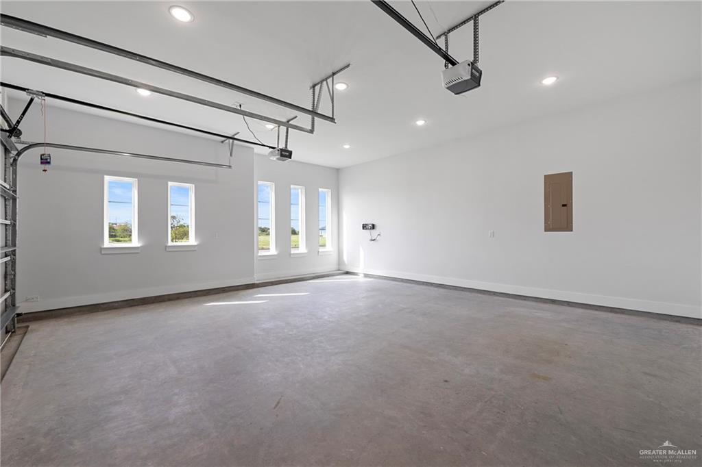 Photo 20 of 3518 Treasure Hills Boulevard