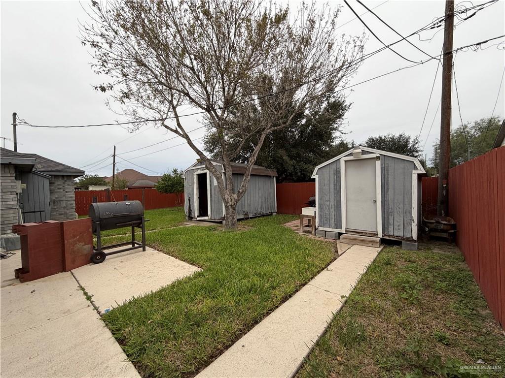 Photo 25 of 214 Resplandor Street