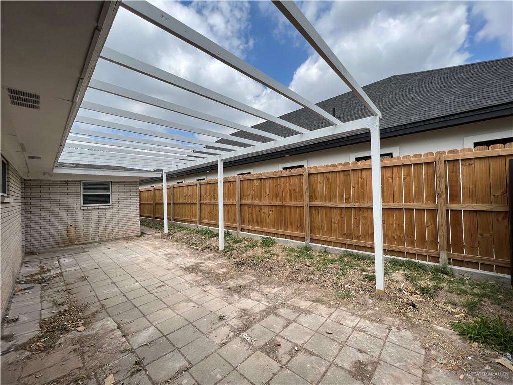 Photo 12 of 415 17th Street