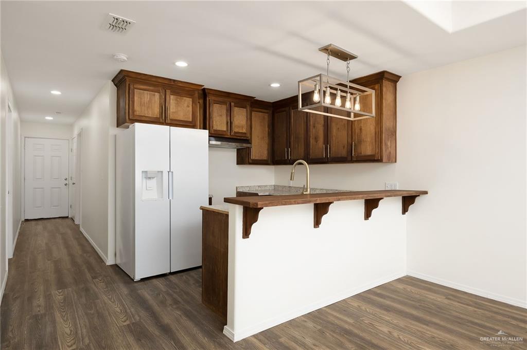 Photo 5 of 18610 Hernan Cortes Street