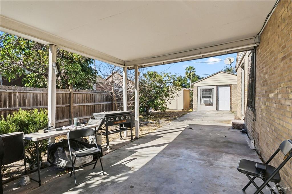 Photo 12 of 205 11th Street