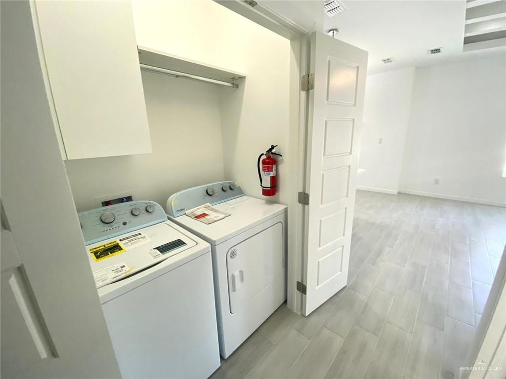 Photo 12 of 2205 Pamplona Street #3