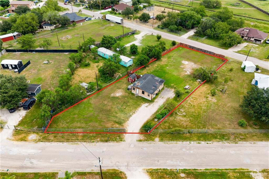 Photo 3 of 13302 Everhard Street