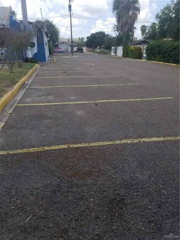 Photo 3 of 1100 Houston Avenue