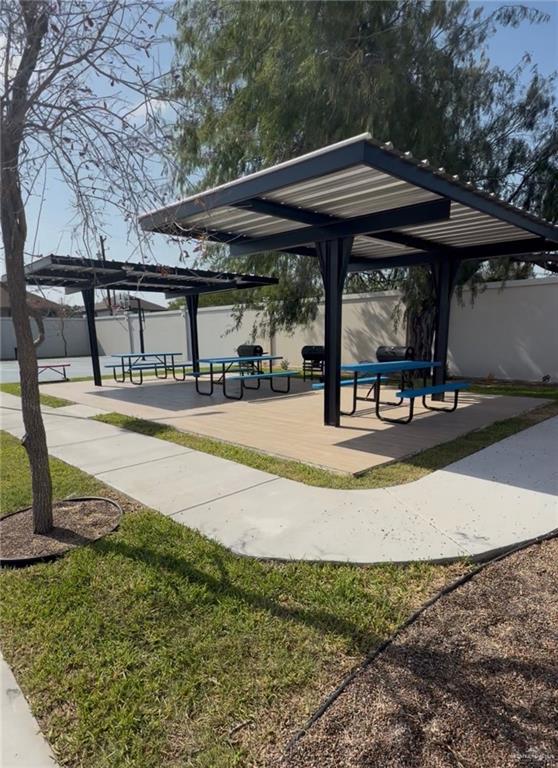 Photo 32 of 4213 Hummingbird Avenue #92