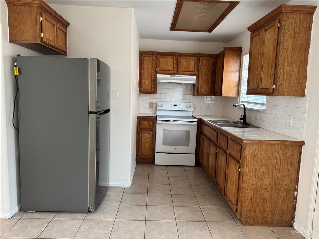 Photo 3 of 512 Upas Avenue #3