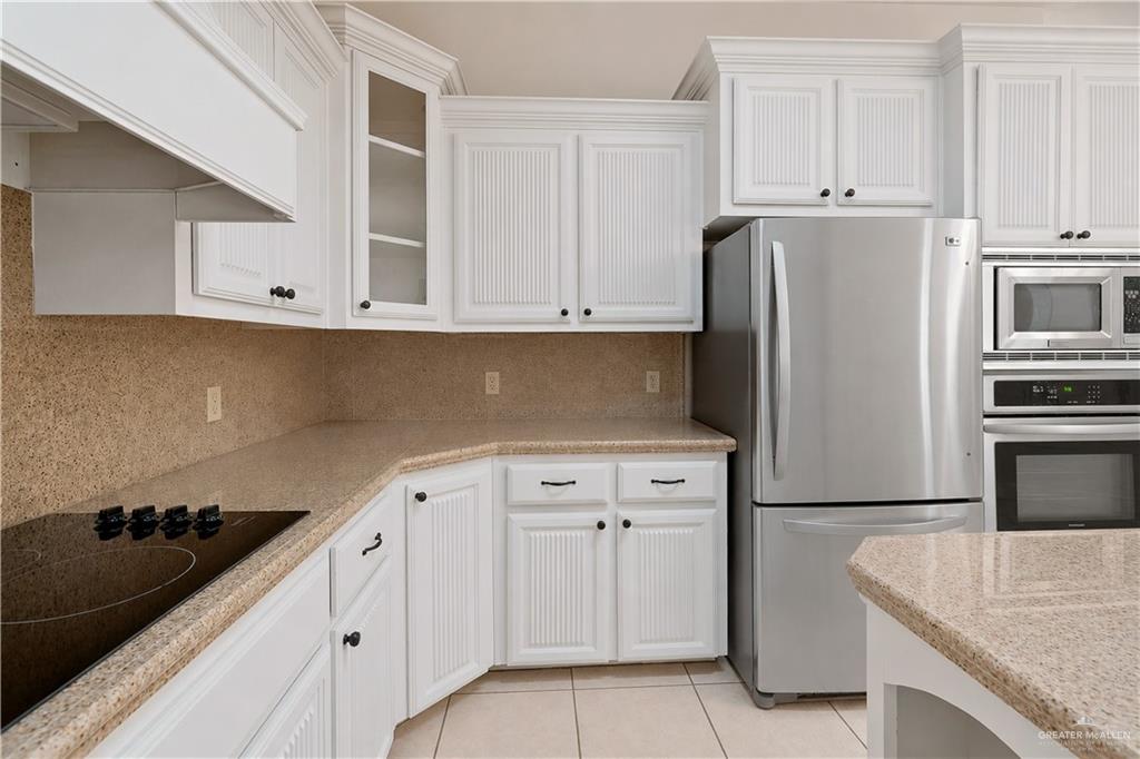 Photo 10 of 4909 Hummer Lane
