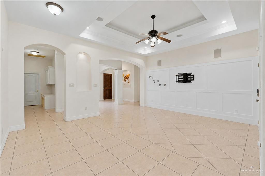 Photo 6 of 4909 Hummer Lane